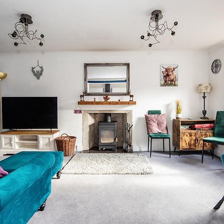Charming 2 Bedroom Flat In The Heart Of Kirriemuir Zewnętrze zdjęcie