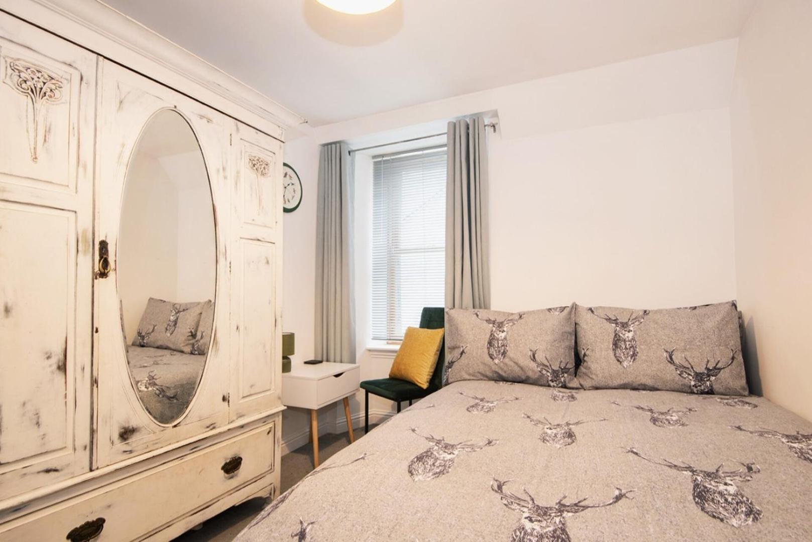Charming 2 Bedroom Flat In The Heart Of Kirriemuir Zewnętrze zdjęcie