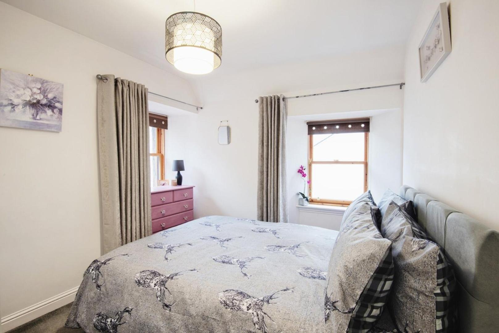 Charming 2 Bedroom Flat In The Heart Of Kirriemuir Zewnętrze zdjęcie