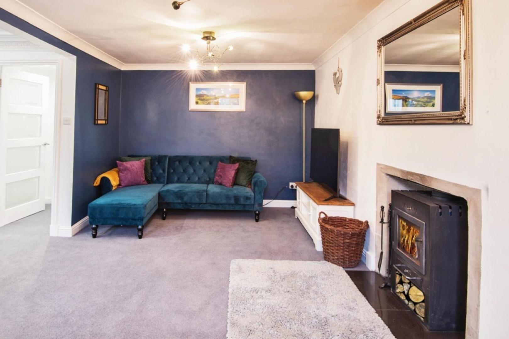 Charming 2 Bedroom Flat In The Heart Of Kirriemuir Zewnętrze zdjęcie